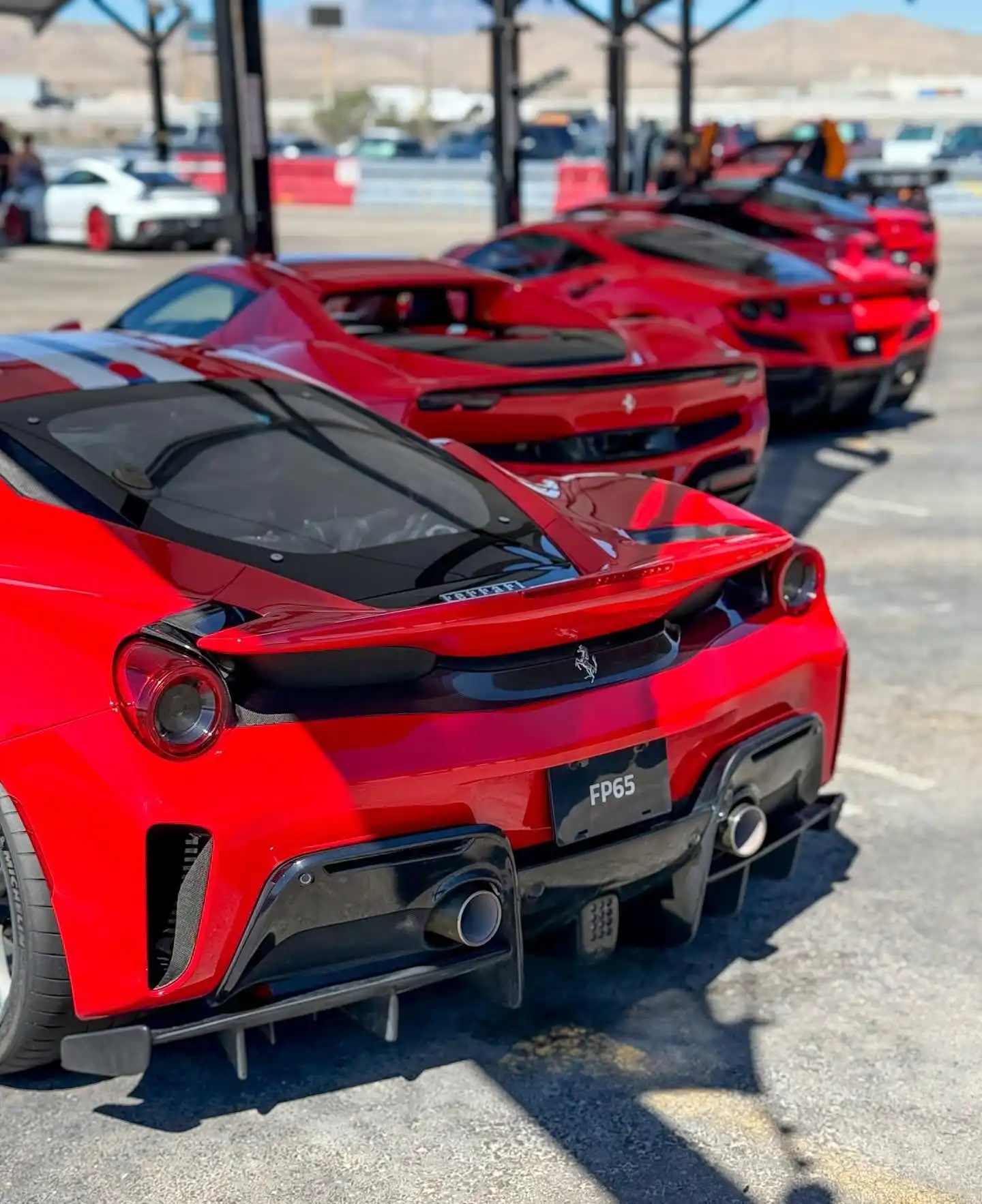 FerrariReproCars 
Tecnología, precisión y experiencia